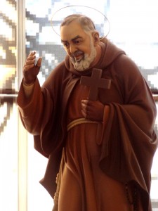 BR-Statue Padre Pio 3 -sept 2013